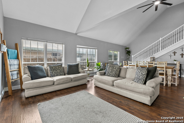 Image 6 of 26 For 310 Sims  