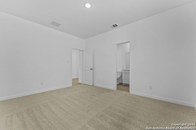 Listing photo id 9 for 3808 Northaven