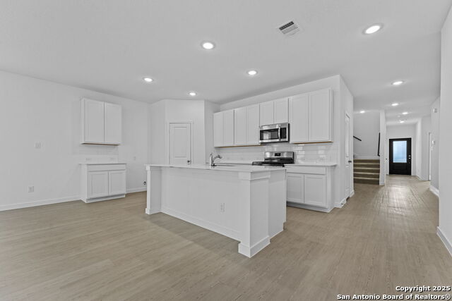 Listing photo id 13 for 3808 Northaven