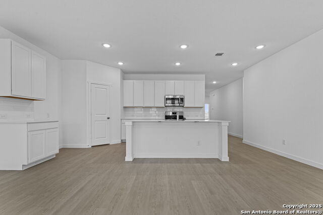 Listing photo id 14 for 3808 Northaven