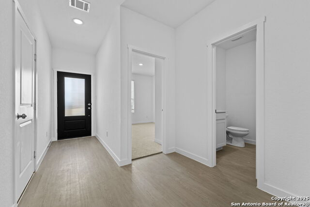 Listing photo id 3 for 3808 Northaven