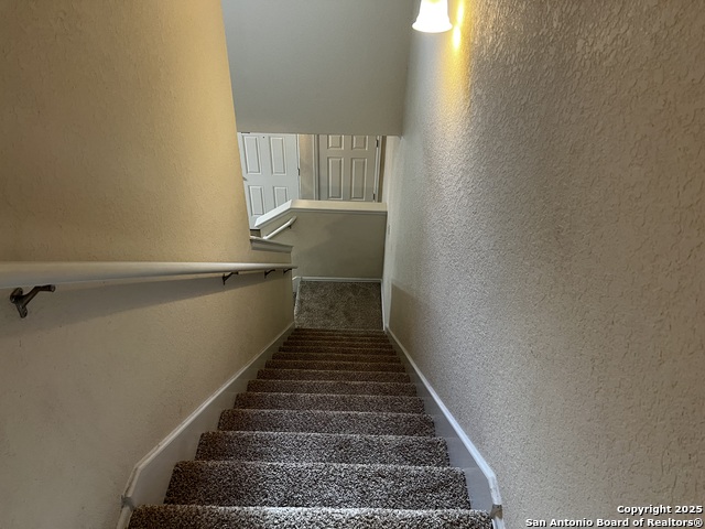 Image 13 of 32 For 2543 Grayson Circle