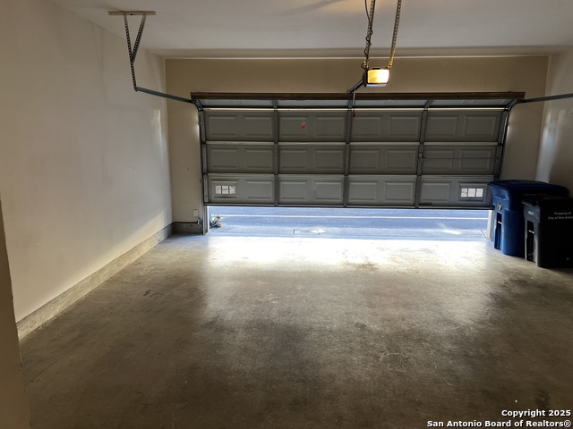 Image 30 of 32 For 2543 Grayson Circle