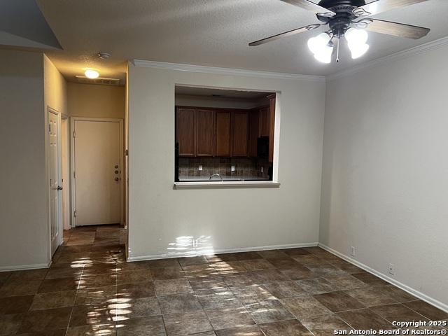 Image 7 of 32 For 2543 Grayson Circle