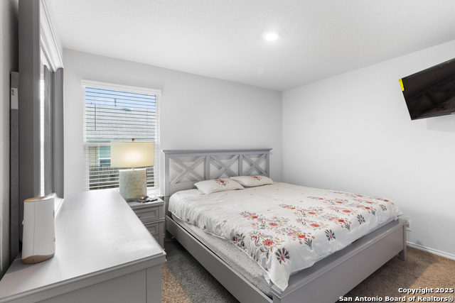 Listing photo id 14 for 6610 Greensleeves