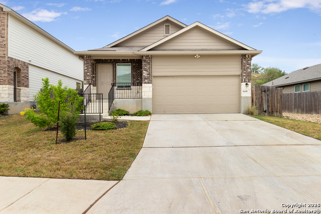 Listing photo id 0 for 6610 Greensleeves