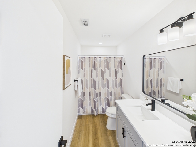 Image 18 of 26 For 4933 Corian Well