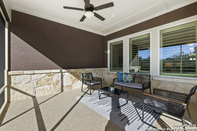 Image 31 of 40 For 8489 Ivy Curl