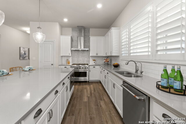 Image 6 of 40 For 8489 Ivy Curl