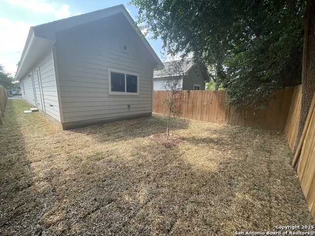 Image 12 of 12 For 109 Remolino