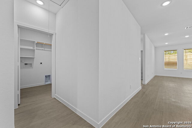 Listing photo id 11 for 3816 Northaven