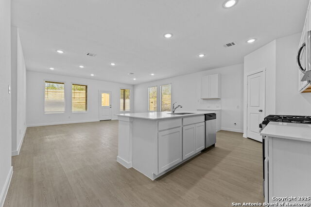 Listing photo id 12 for 3816 Northaven