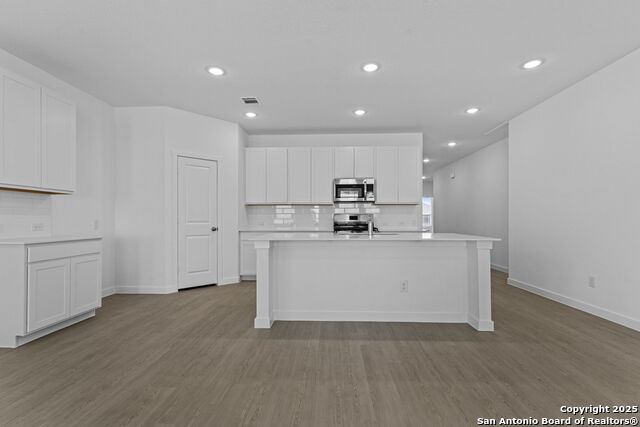 Listing photo id 13 for 3816 Northaven