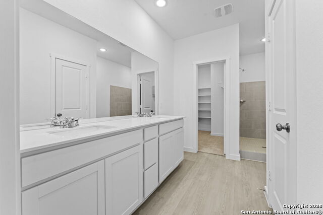 Listing photo id 19 for 3816 Northaven