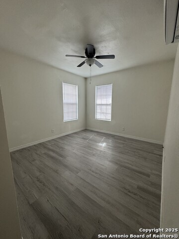 Image 5 of 27 For 1907 Barney