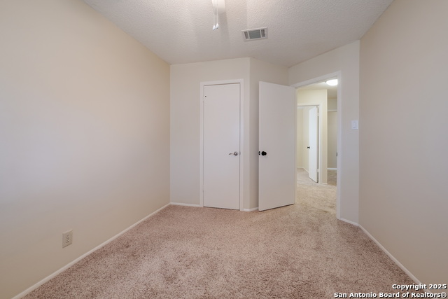 Image 25 of 31 For 7715 Cascade Oak