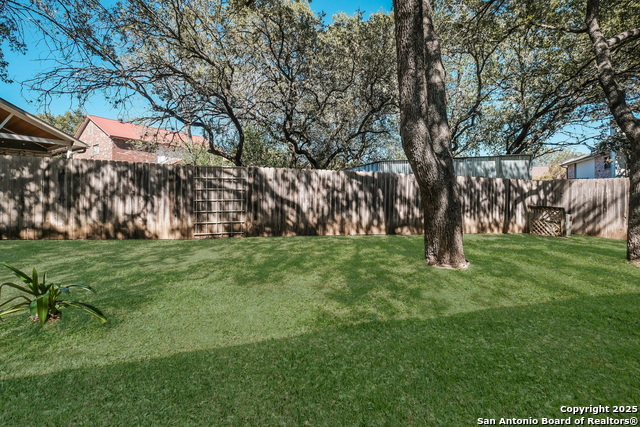 Image 29 of 31 For 7715 Cascade Oak