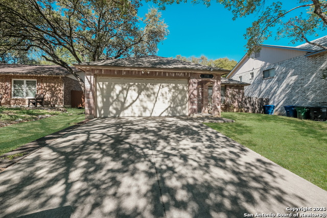 Image 3 of 31 For 7715 Cascade Oak