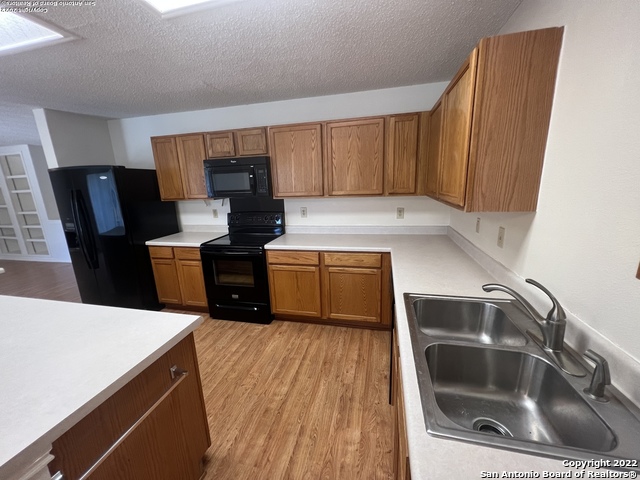 Image 12 of 30 For 2111 Domal