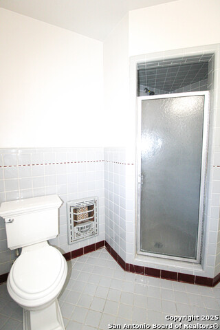 Image 23 of 47 For 434 Cosgrove