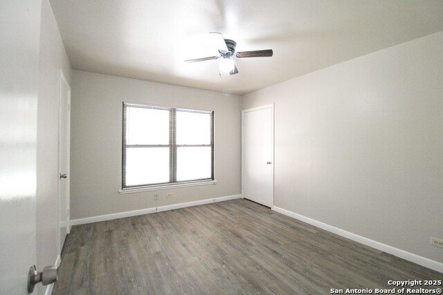 Image 25 of 47 For 434 Cosgrove