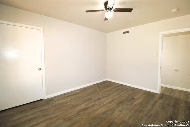 Image 28 of 47 For 434 Cosgrove