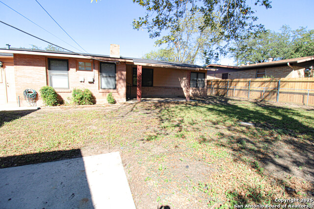 Image 4 of 47 For 434 Cosgrove