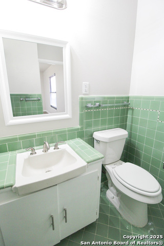 Image 44 of 47 For 434 Cosgrove