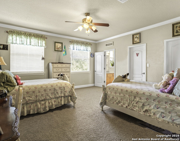 Image 25 of 43 For 26147 Wood Chuck