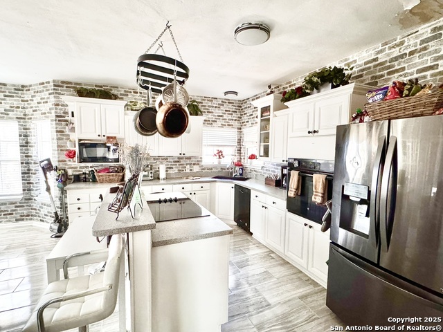 Image 13 of 35 For 325 Eagle Ridge