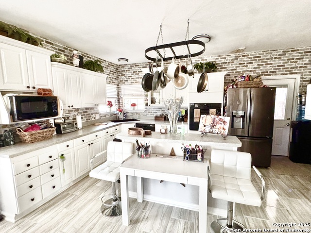 Image 14 of 35 For 325 Eagle Ridge