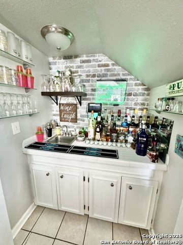 Image 15 of 35 For 325 Eagle Ridge