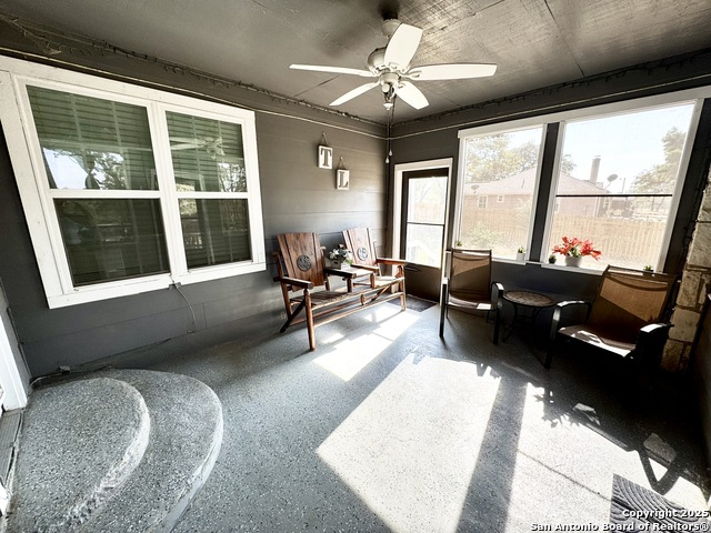 Image 29 of 35 For 325 Eagle Ridge