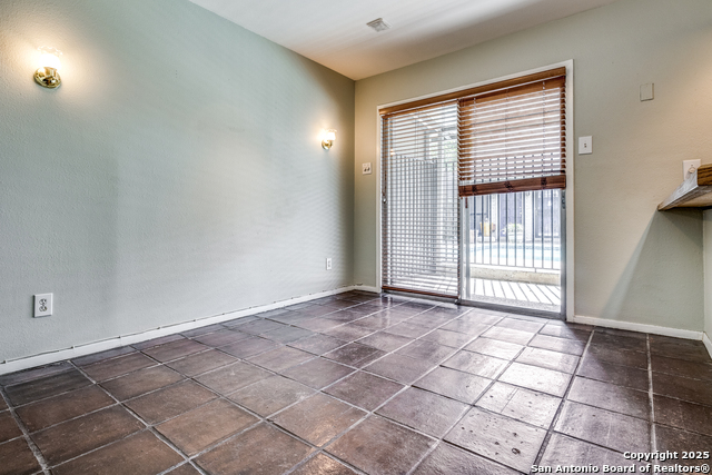 Image 11 of 26 For 102 Vassar 4