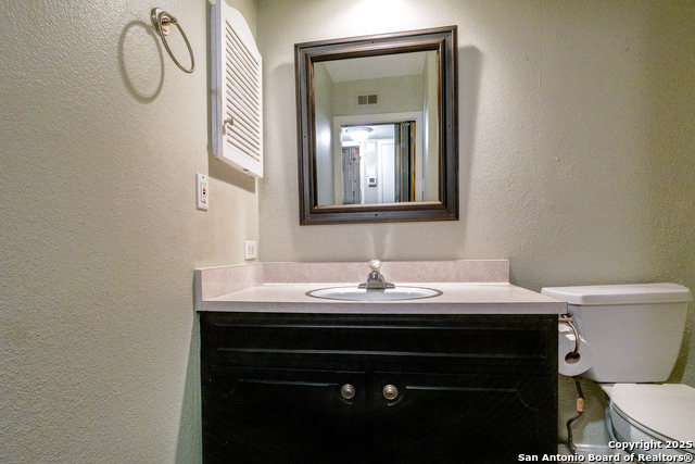 Image 14 of 26 For 102 Vassar 4