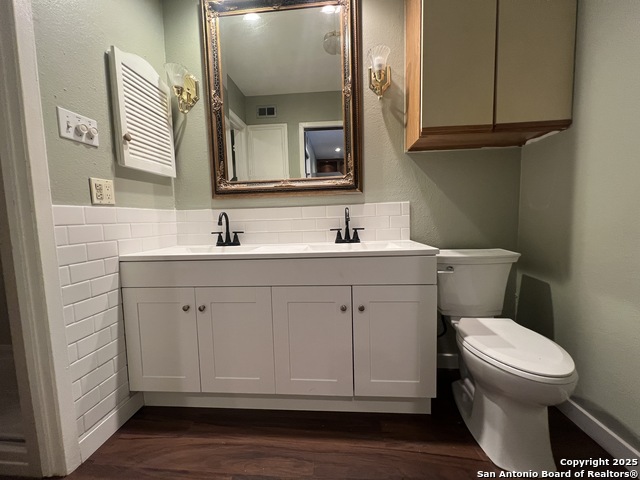 Image 24 of 26 For 102 Vassar 4