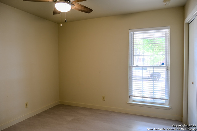 Image 15 of 18 For 313 Renee  