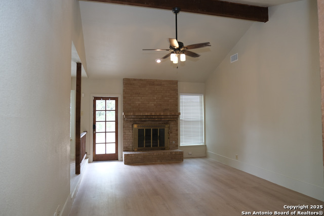 Image 9 of 18 For 313 Renee  