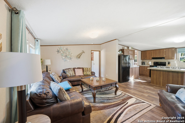 Image 4 of 20 For 219 Private Road 1523