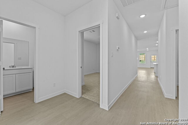 Listing photo id 0 for 3820 Northaven