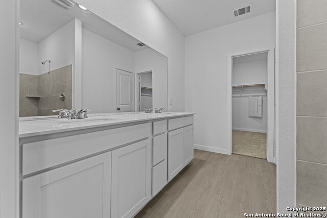 Listing photo id 19 for 3820 Northaven