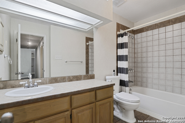 Image 15 of 34 For 11119 Oak Rise