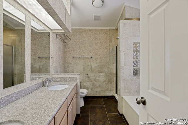 Image 18 of 34 For 11119 Oak Rise