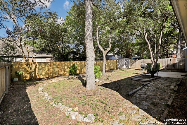 Image 22 of 34 For 11119 Oak Rise