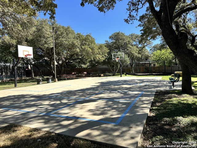 Image 27 of 34 For 11119 Oak Rise