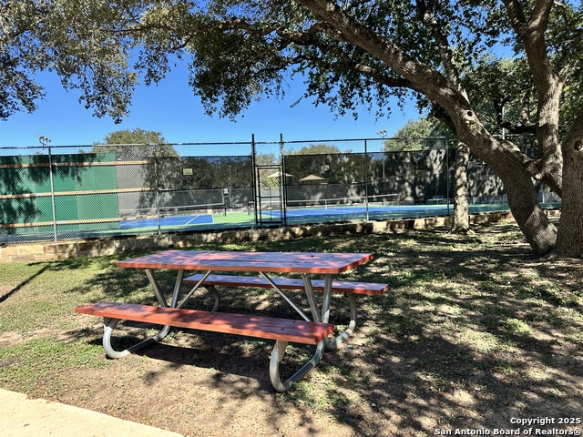 Image 28 of 34 For 11119 Oak Rise