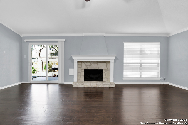 Image 3 of 34 For 11119 Oak Rise