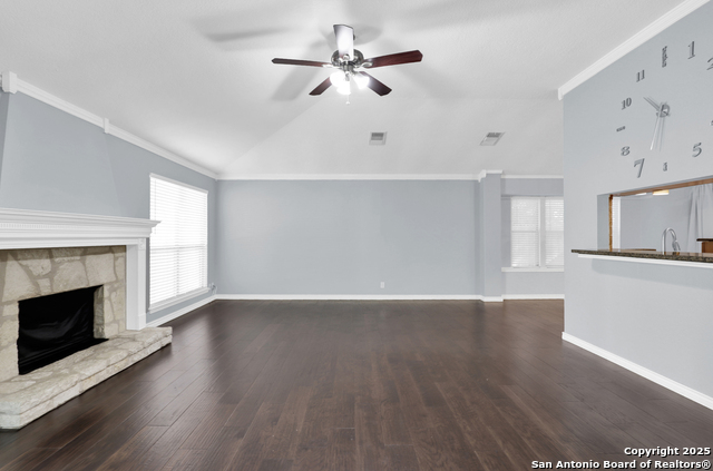 Image 6 of 34 For 11119 Oak Rise