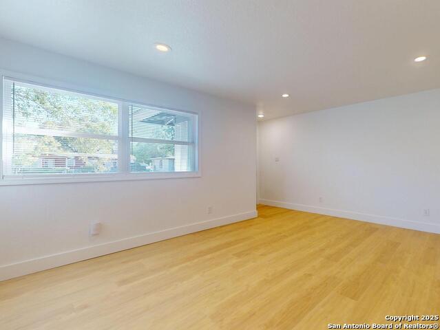 Image 3 of 23 For 215 Artemis