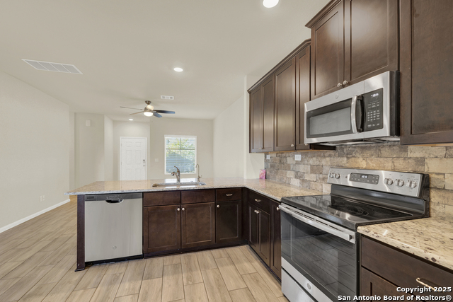 Image 9 of 30 For 1333 Kelly River